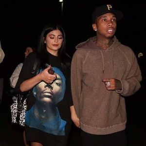 Meet your Posher, Lores